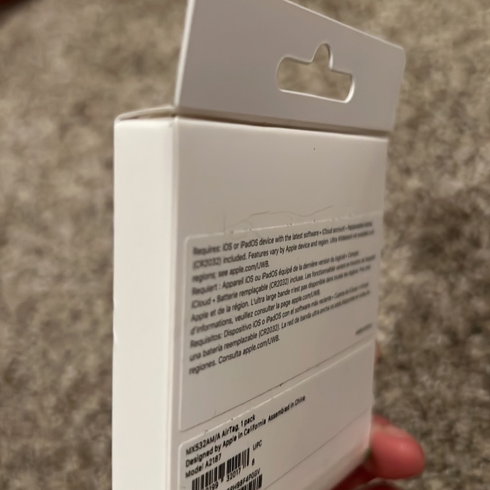 Apple AirTag - Picture 3 of 3